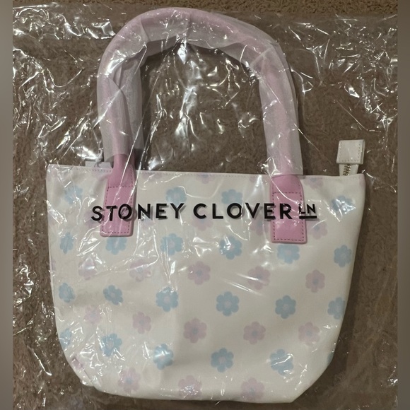🌟NWT🌟Stoney Clover Lane DISCONTINUED Hello Spring Garden Tote in Sweet Daisy - Picture 2 of 7